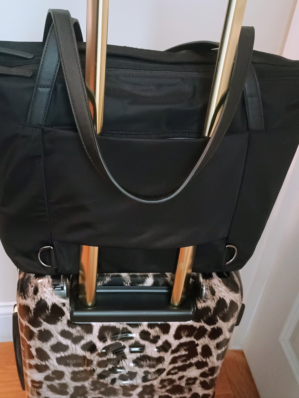 Nomad Lane Origami Tote V2 Travel Bag Black | Like New | Laptop Carry-On - Picture 2 of 8